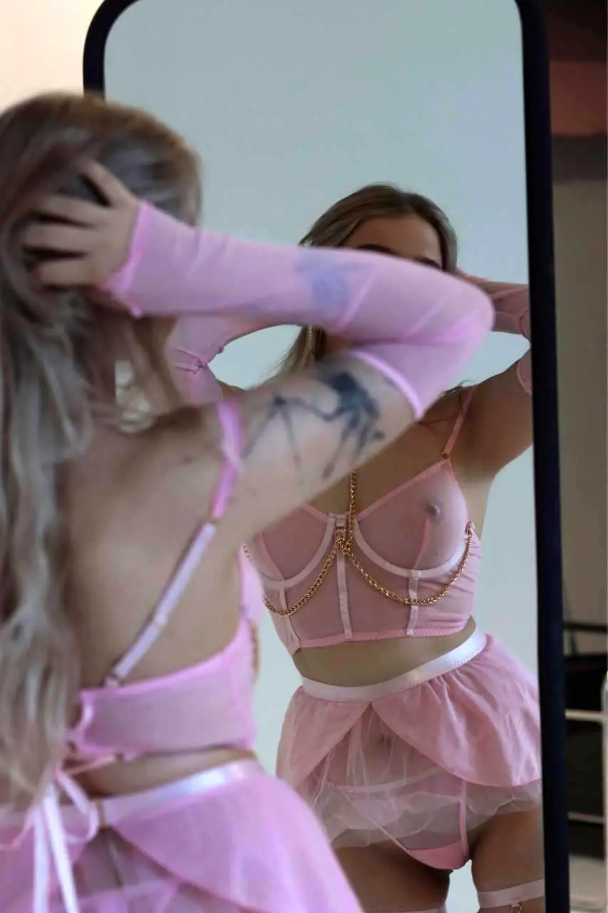 Sophie - Escorte - №1434, Рост: 167, Возраст: 24, Вес: 54