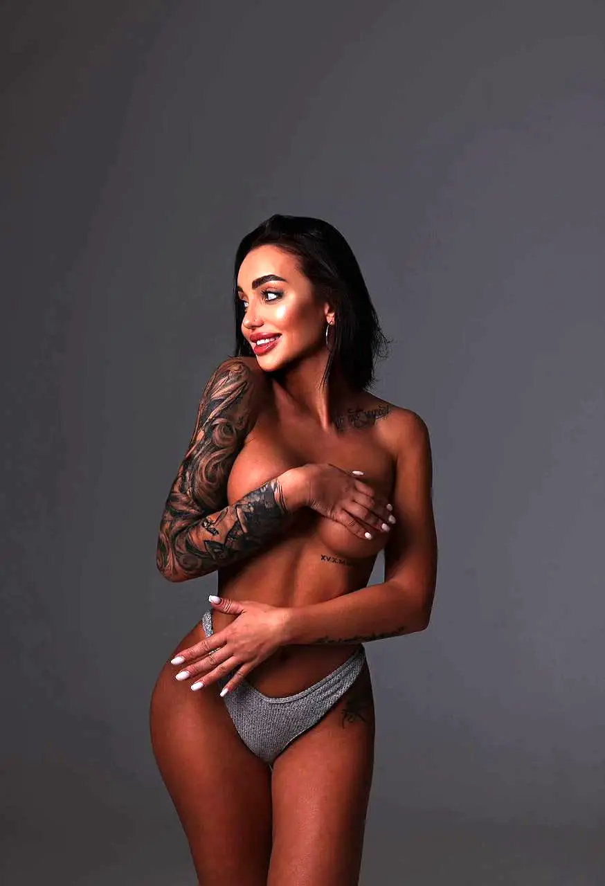 Avelina — 1576, Height: 178, Age: 26, Weight: 64