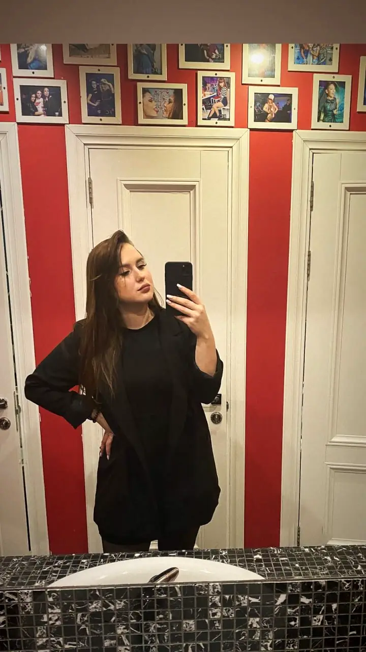 Gretta - Escorte - №2103, Рост: 170, Возраст: 30, Вес: 69