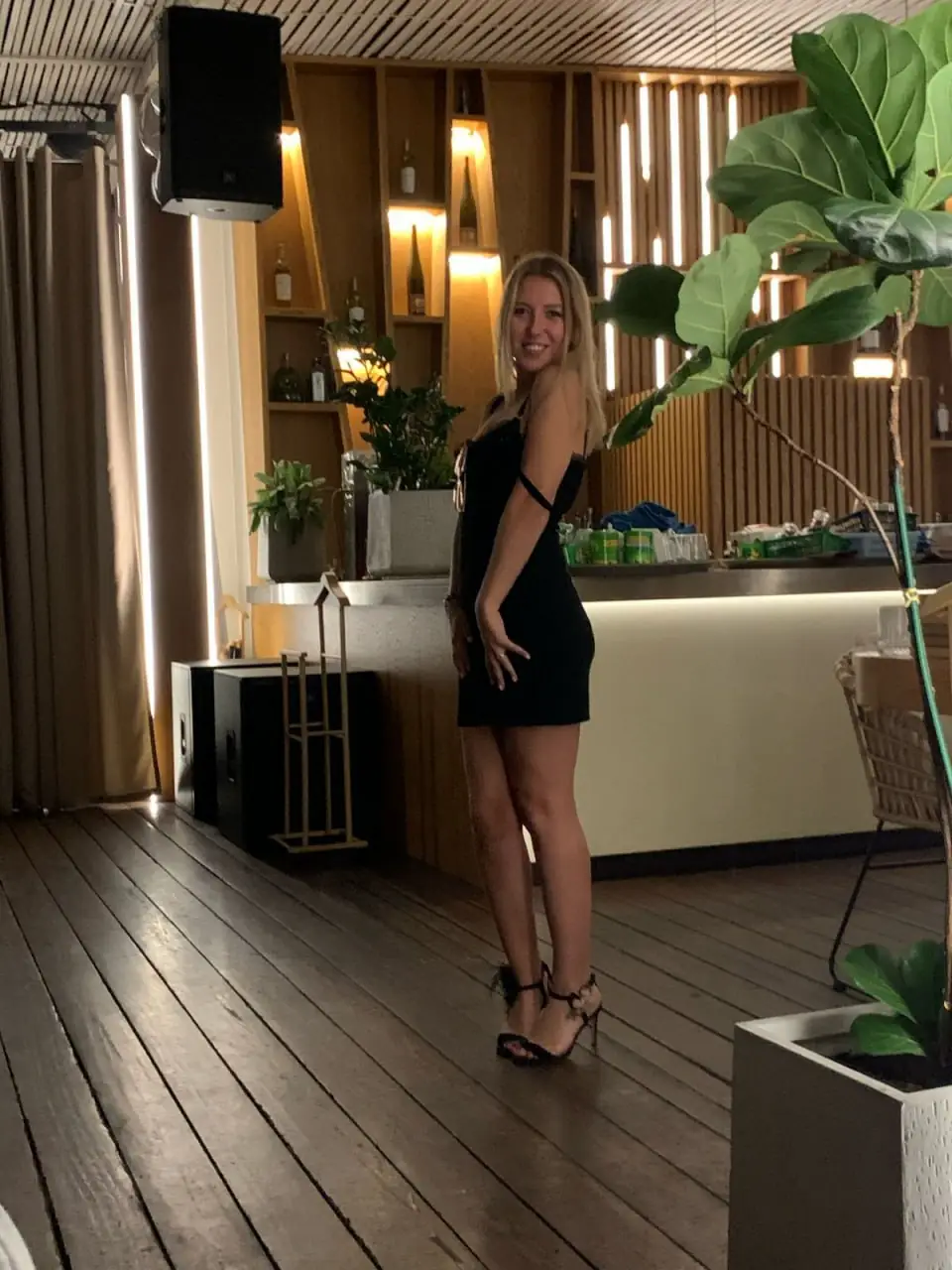 Katie - Escorte - №2111, Рост: 165, Возраст: 21, Вес: 55