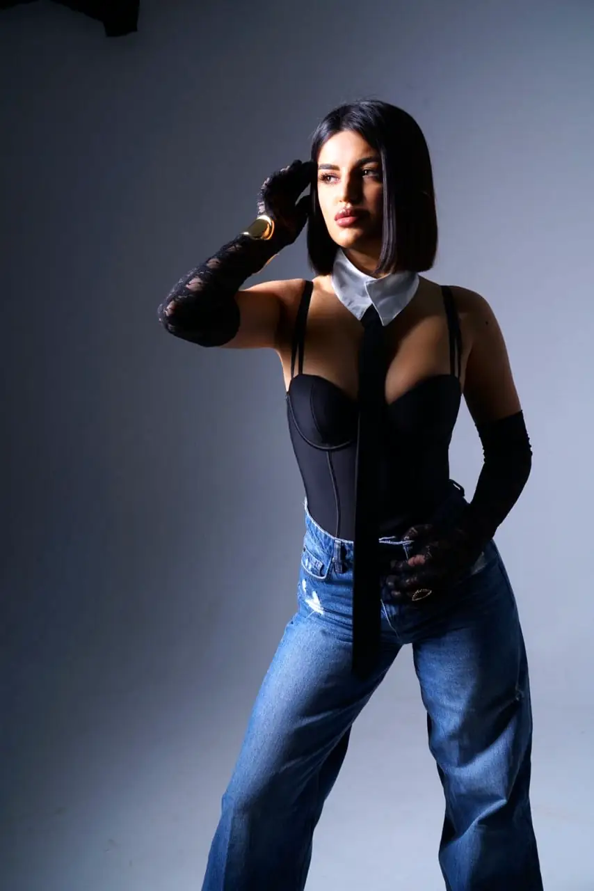 Lena - Escort - №2293, Height: 176, Age: 23, Weight: 67