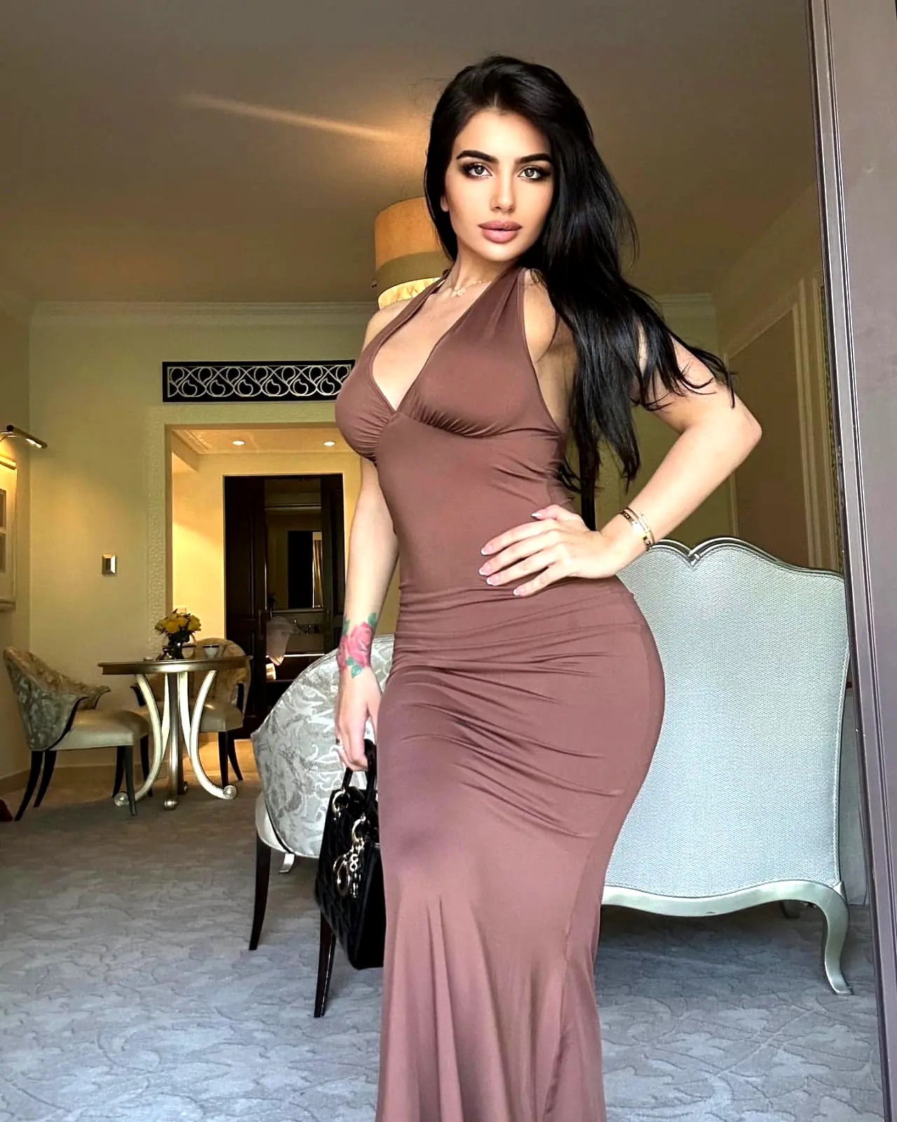 Juliette — 2564, Height: 169, Age: 24, Weight: 54